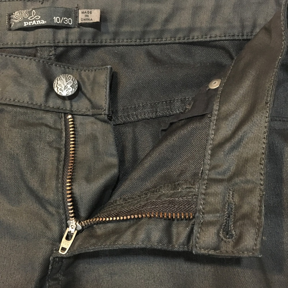 Prana Jett Coated Waxed Pants Women 10/30 Black Goth Moto Streetwear Edgy Skinny - Picture 12 of 15